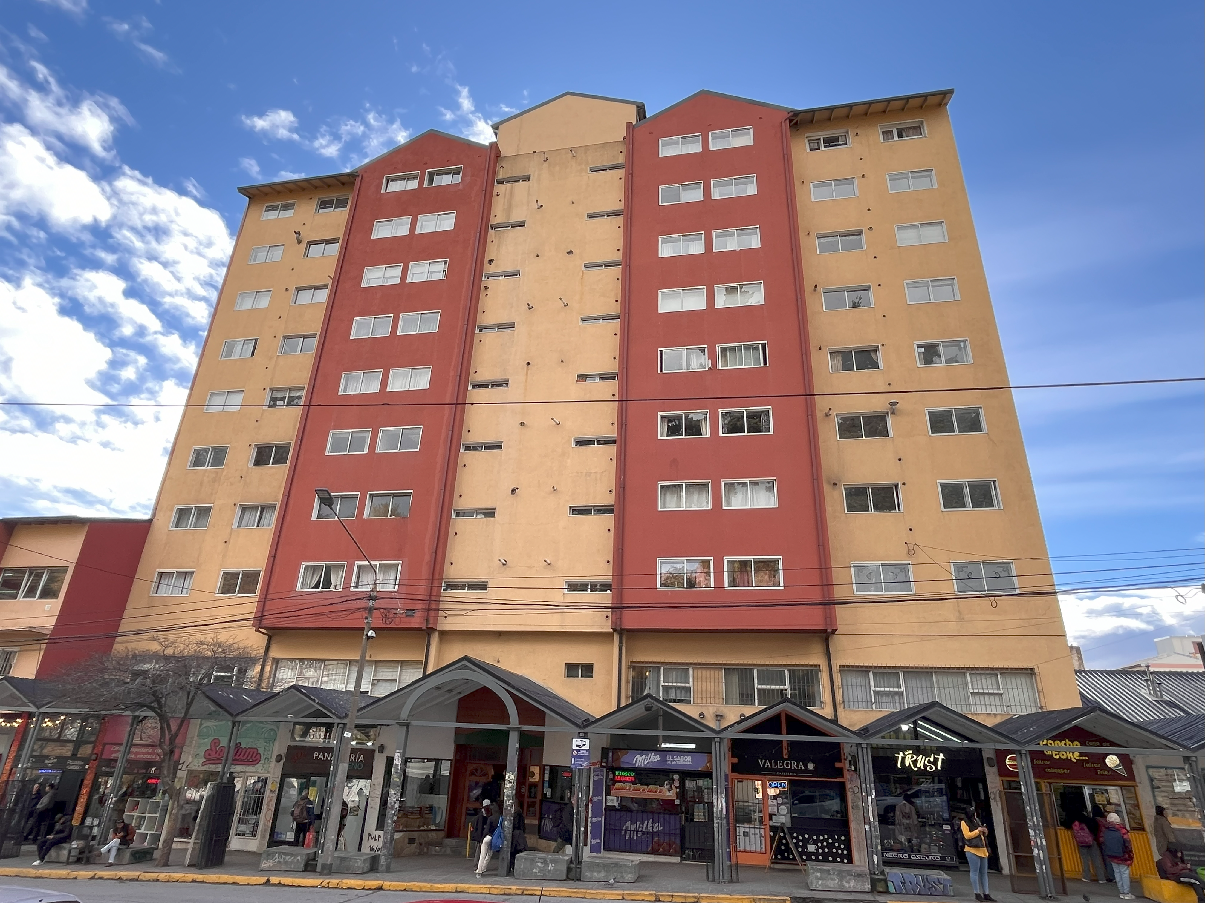 Departamento con vista al lago y cochera. RESERVADO