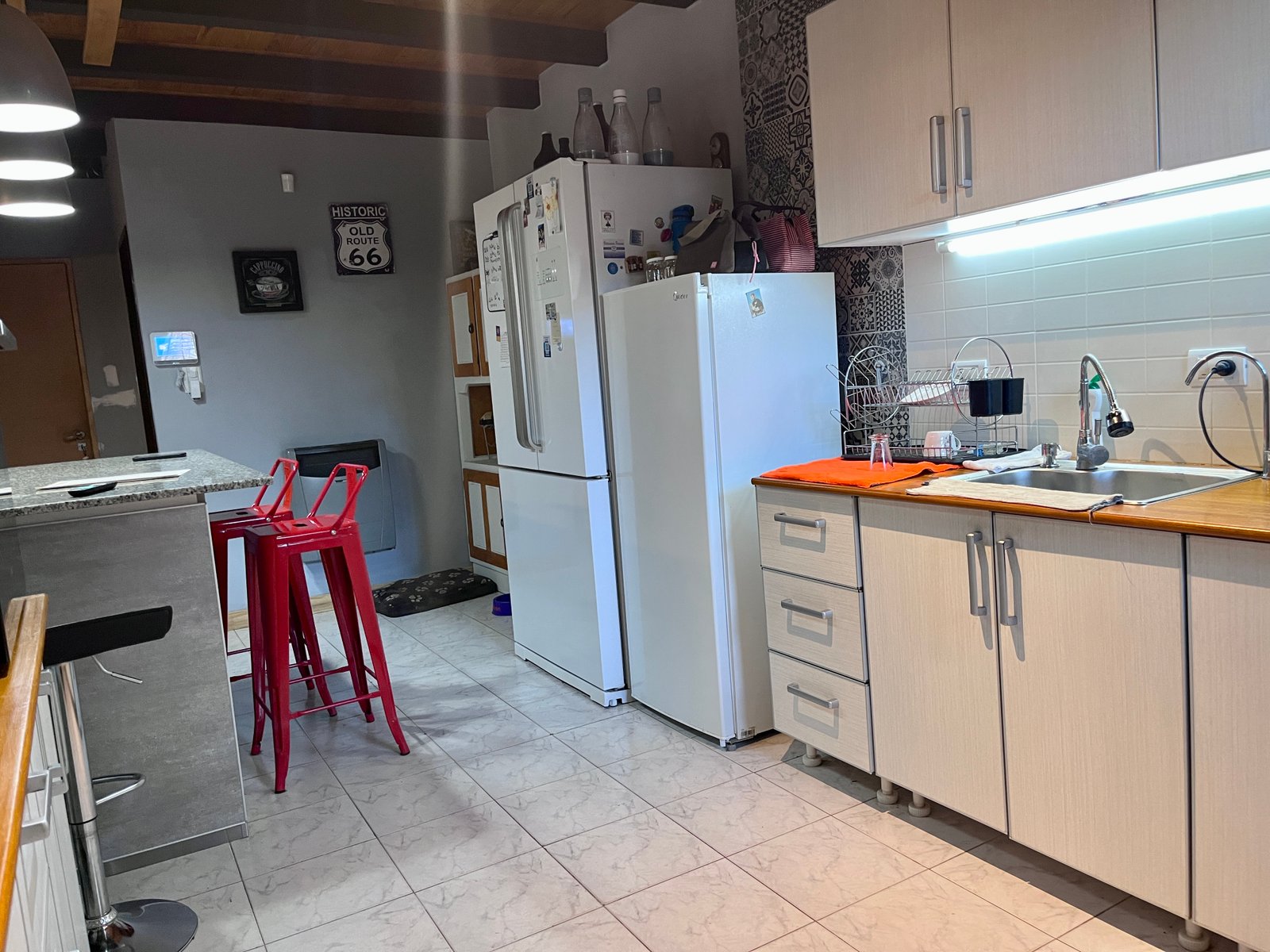 CASA con Patio En B° 400 VIVIENDA - Apta Crédito Hipotecario