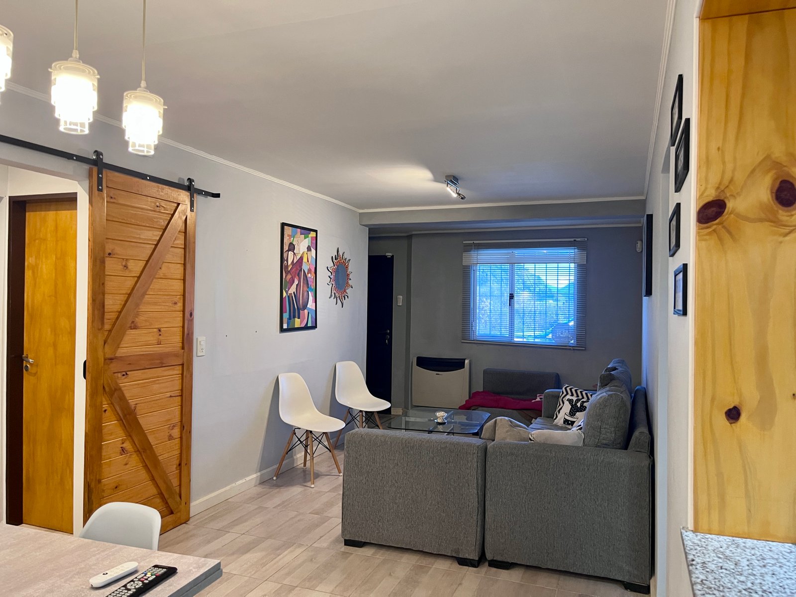 CASA con Patio En B° 400 VIVIENDA - Apta Crédito Hipotecario