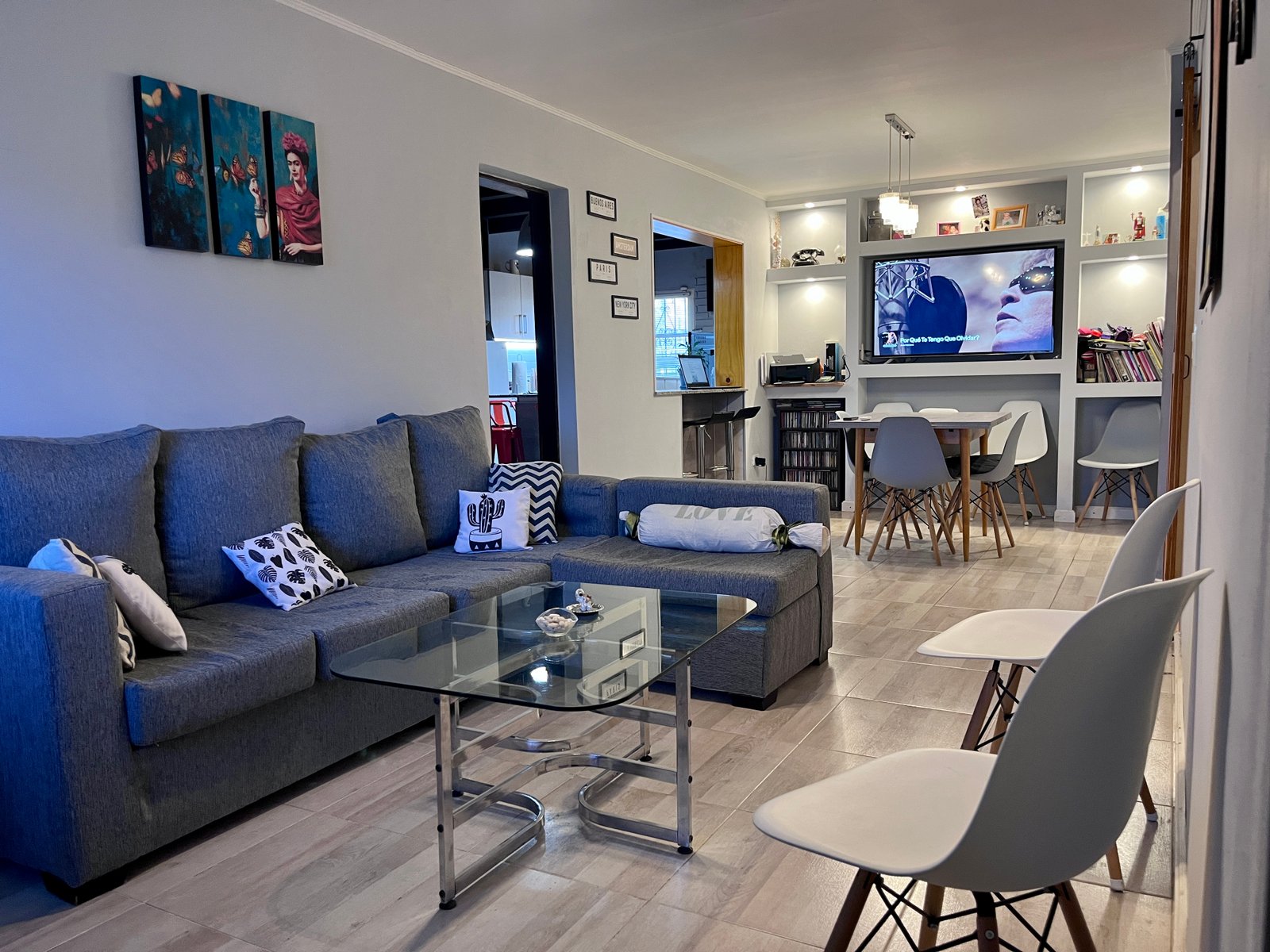 CASA con Patio En B° 400 VIVIENDA - Apta Crédito Hipotecario