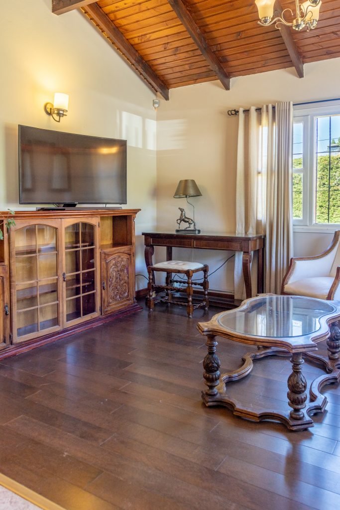 Casa con Patio, en B° Jardín Bótanico