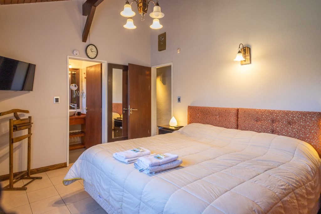 Casa con Patio, en B° Jardín Bótanico