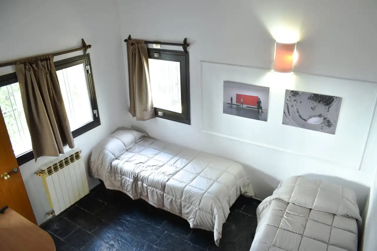 Casa con Vista al Lago y Pileta