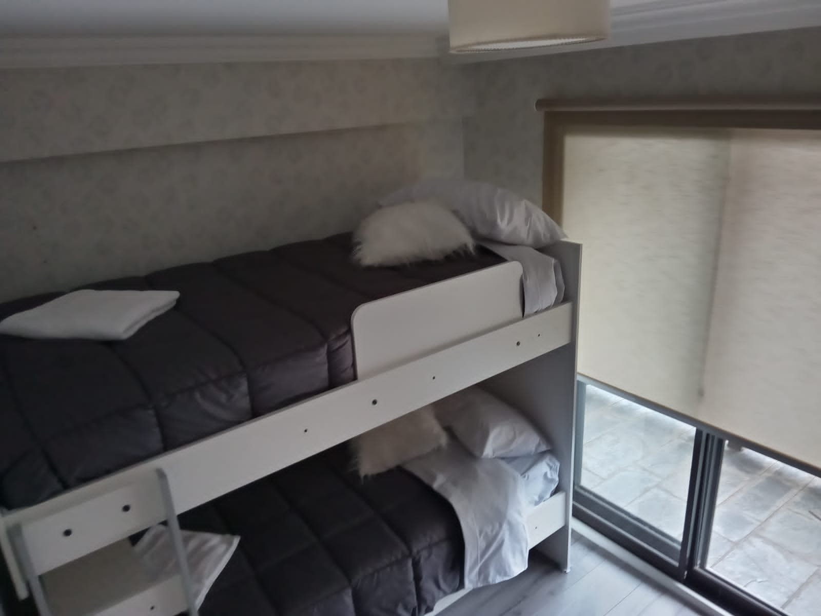 Departamento con Vista al Lago y Cochera.