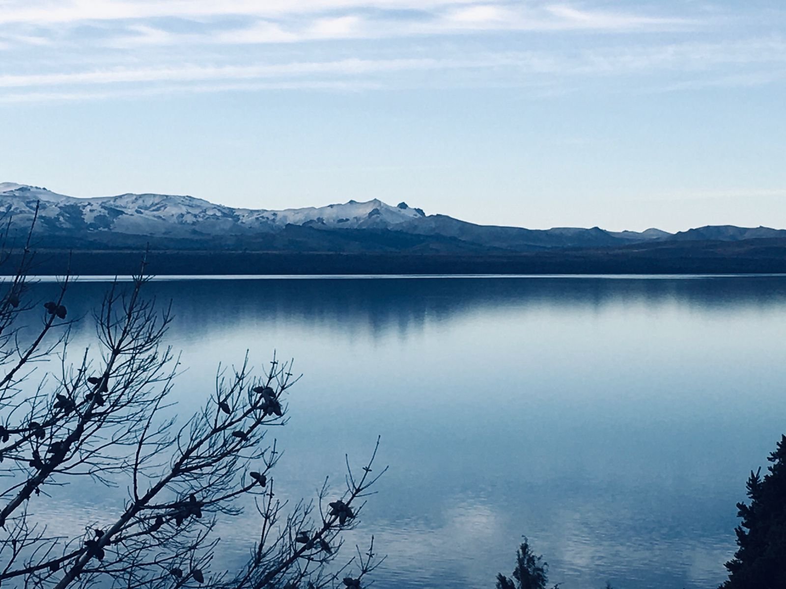 Departamento con Vista al Lago y Cochera.