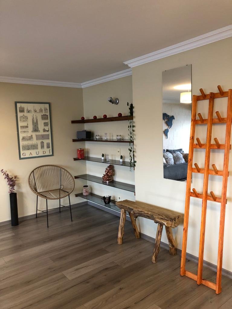 Departamento con Vista al Lago y Cochera.