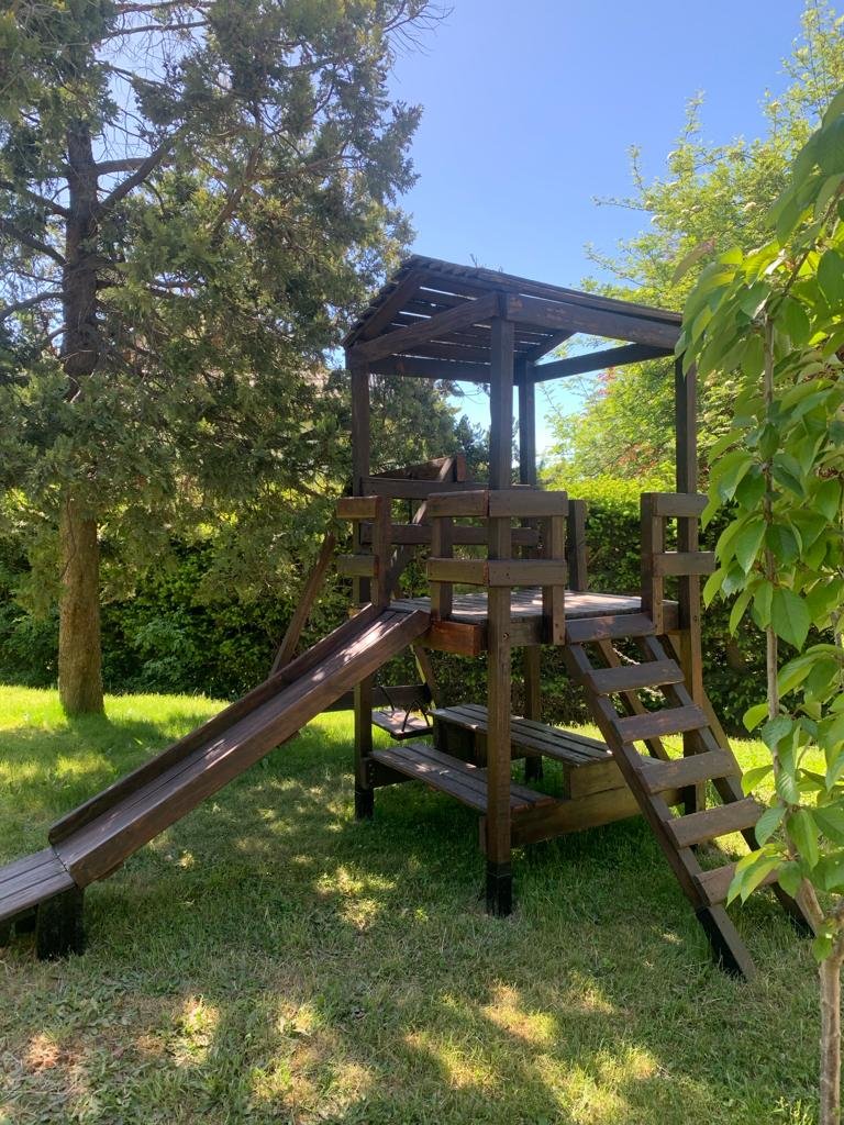 Casa con Patio y Vista al lago