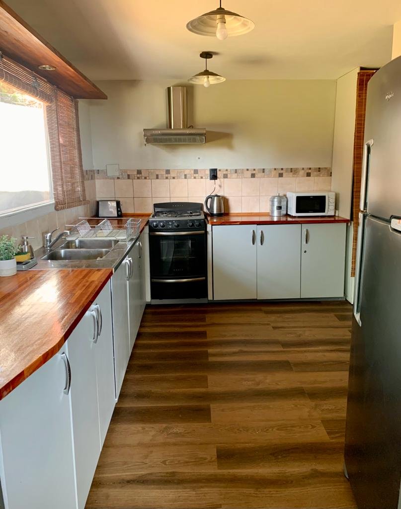 Casa con Patio y Vista al lago