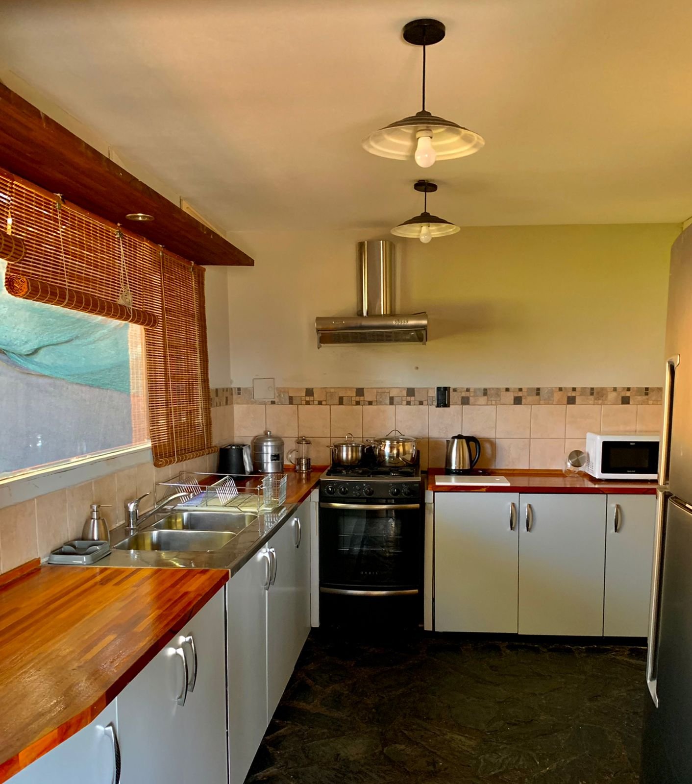 Casa con Patio y Vista al lago