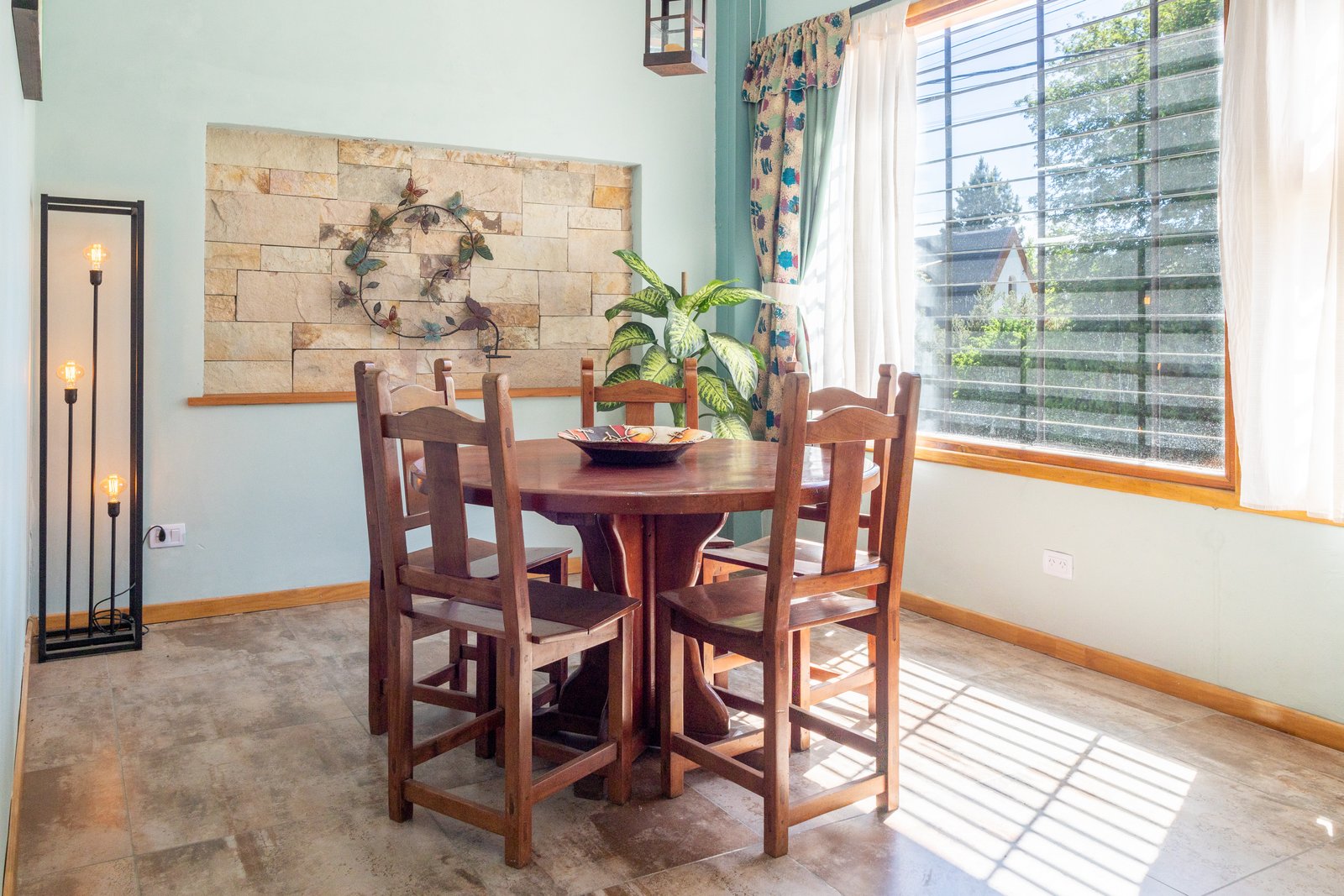 Casa con cochera a 7km del Centro