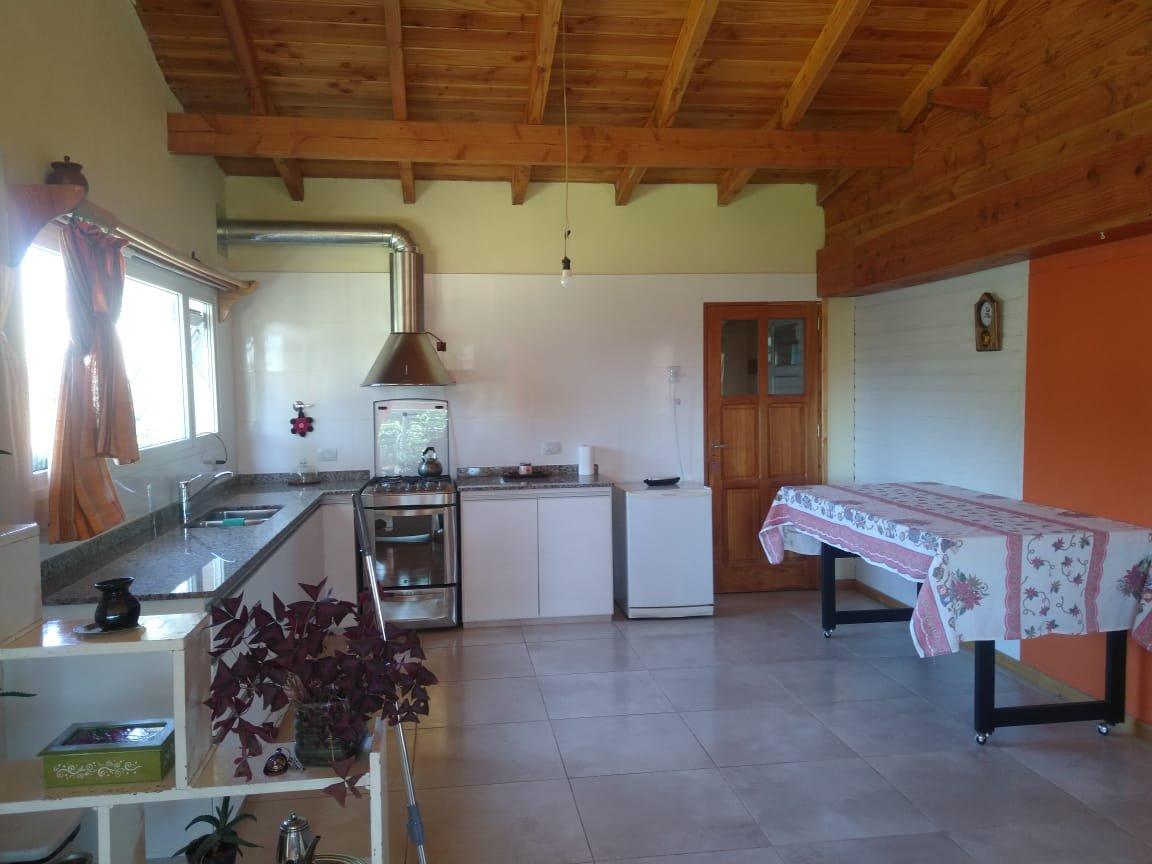 Cabaña con Patio y Parrilla